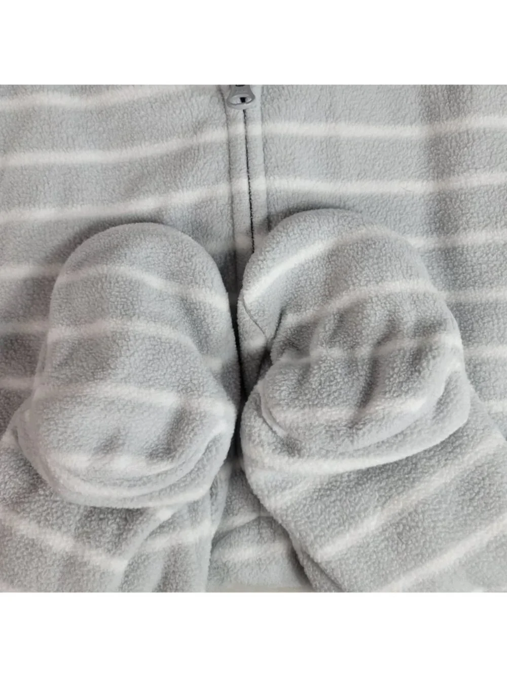 Old Navy Fleece Baby Bunting Gray 3-6M Striped Sherpa Lined Hood Zipper Mittens